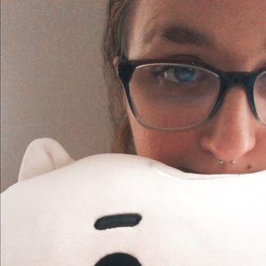 Meet your Posher, Claire